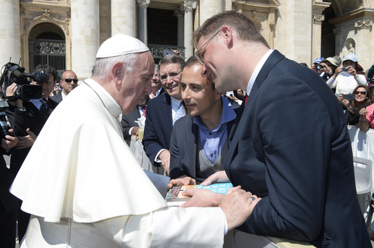 Paus Franciscus: “Niets is meer waard dan het leven van een kind”