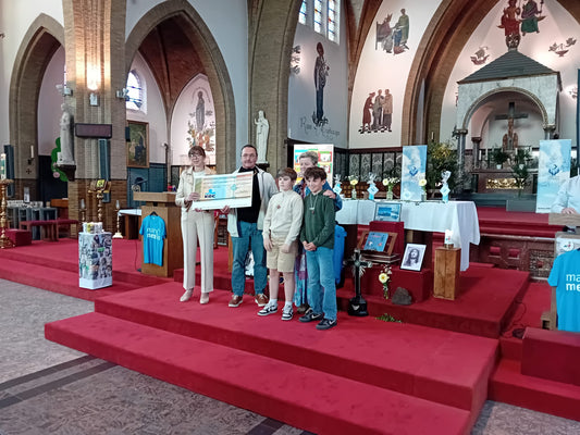 Vormelingen van Oostrozebeke in actie voor Mary's Meals!
